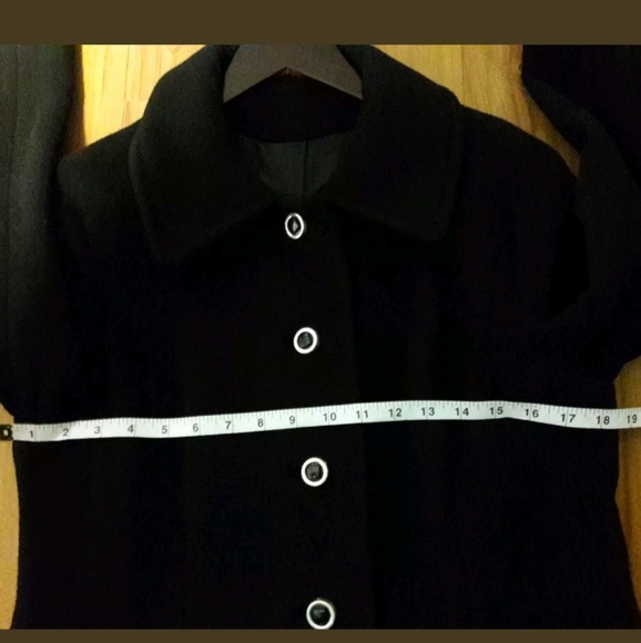 Full Length Elegant Cashmere Coat - Picture 6 of 8